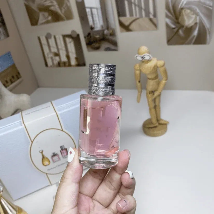 Dior Mini Perfume Gift Set for Women Dubai UAE luxury women's mini perfume gift set with elegant designer fragrances for everyday wear and special occasions