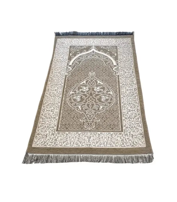Ismani Premium Prayer Mat Dubai UAE premium Islamic prayer mat with soft comfortable fabric for daily Salah home mosque and travel use