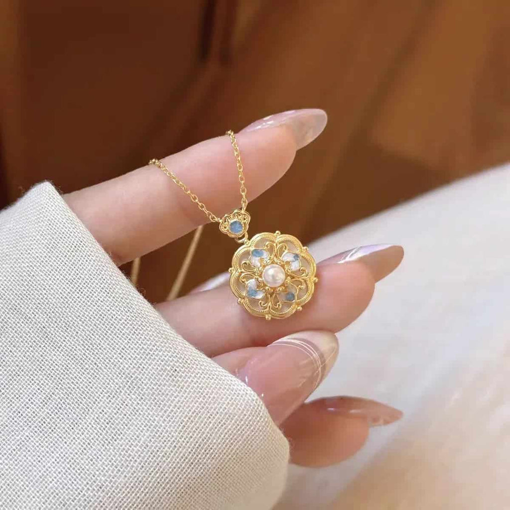 Chinese Style Retro Enamel Floral Pearl Clavicle Necklace Dubai UAE elegant vintage floral pearl necklace for women luxury jewelry